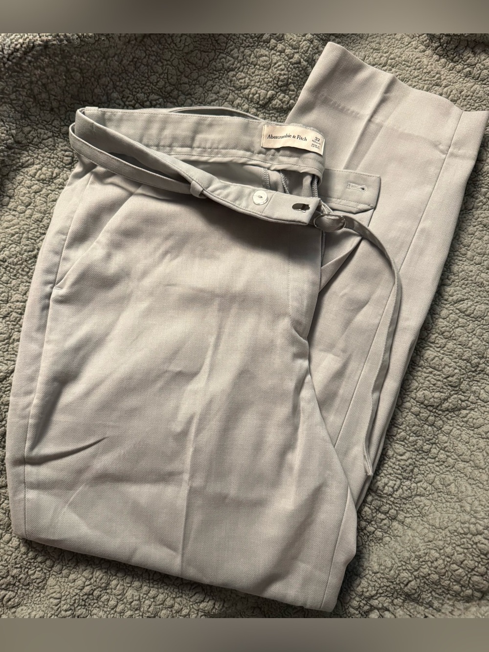 Abercrombie & Fitch Women’s High Rise Belted Ankle Straight Pants Light Gray A&F
